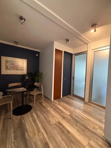 Arriendo Of Amplios Espacios 2p 2e 2 Baños Vitacura