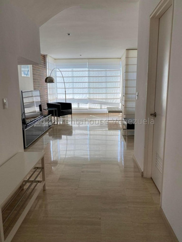 Imagen 7 de 10 de Apartamento En Venta Lomas Del Sol Milenis Ruiz 04142354081