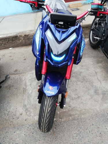 Imagen 3 de 13 de Moto Electrica Deportiva Con Bateria De Litio Motor 2000 W