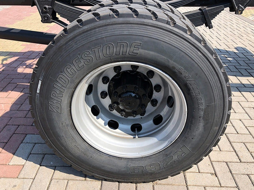 Imagem 14 de 15 de Volks 17280 Toco 2013 - Automático - No Chassi = Mb,ford,vw