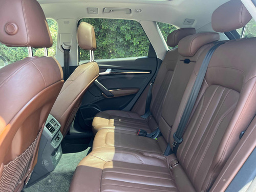 Audi Q5 2.0 L T Elite Dsg