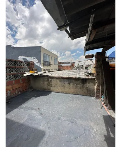 Venta De Casa Para Inversión Barrio Simon Bolivar