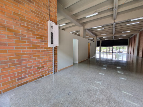 Local En Arriendo Ubicado En Medellin Sector Avenida Guayabal (23935).