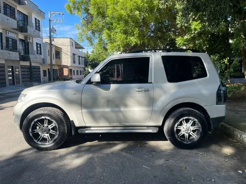 Mitsubishi Montero 3.5 Hard Top