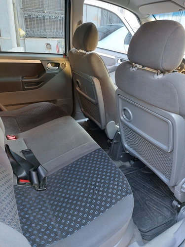 Imagen 11 de 14 de Chevrolet Meriva 2012 1.8 Gls