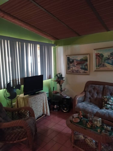 Imagen 5 de 24 de Venta De Hermosa Casa En Urbanización San Jacinto 04124827470
