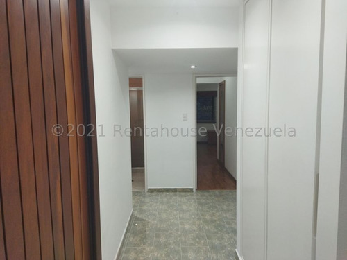 Imagen 17 de 22 de Alquilo Apartamento Los Dos Caminos Con Pozo De Agua, Milagros Fernandez 0414.2886330. Mls #22-24638