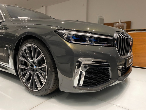 BMW Serie 7 4.4 750i Pure Excelence