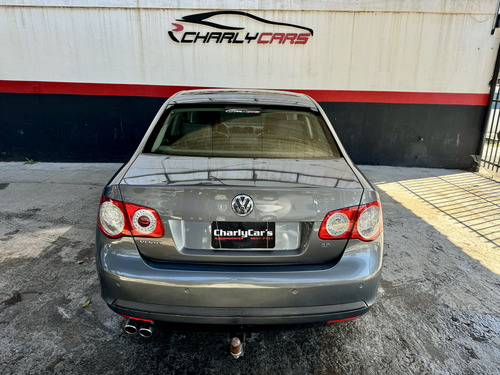 Volkswagen Vento 2.0 Tdi Sportline