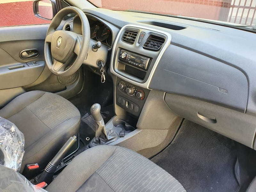 Renault Sandero Auth 10