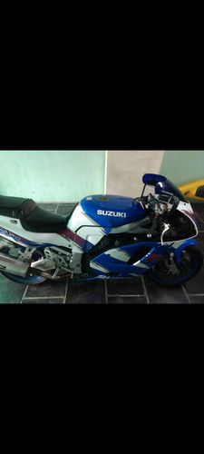 Suzuki 750