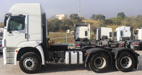 Imagem 4 de 13 de Volkswagen 26.420 6x4 2015 Com 419 Mil Km