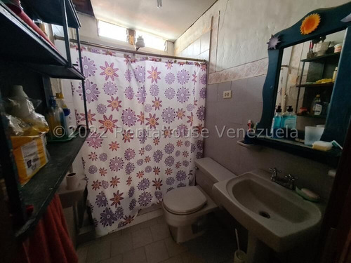 Imagen 15 de 29 de Ls Vende Casa Los Palos Grandes 232454