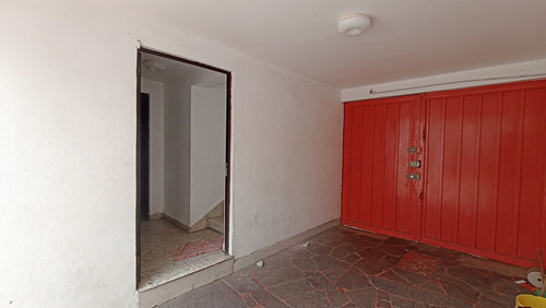 Casa Sola En Portales Sur Casi Eje Emiliano Zapata, Benito Juárez