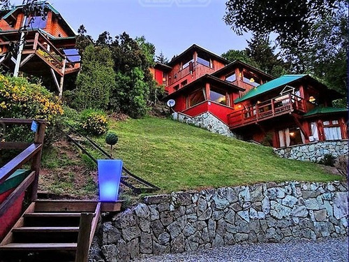 Turístico En Venta Ubicado En Llao-llao, Bariloche