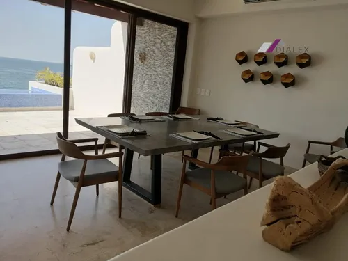 En Venta Lujosas Villas Frente Al Mar De Zihuatanejo