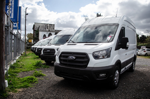 Imagen 2 de 19 de Ford Transit 2.2 Furgon Medio 0km