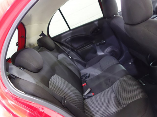 Nissan March March 1.0 S 12V FLEX 4P MANUAL
