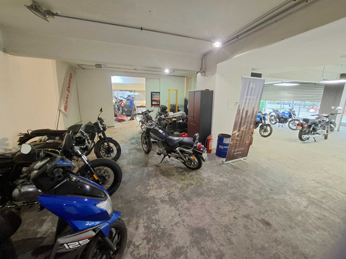 Excelente Local Comercial Av Andrés Bello (95232)