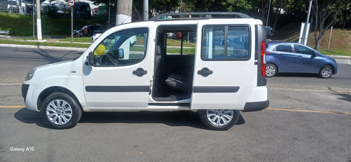 Fiat Doblo 1.8 16v Essence 7l Flex 5p