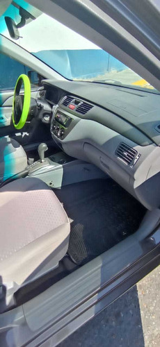 Imagen 5 de 12 de Mitsubishi Lancer Glx