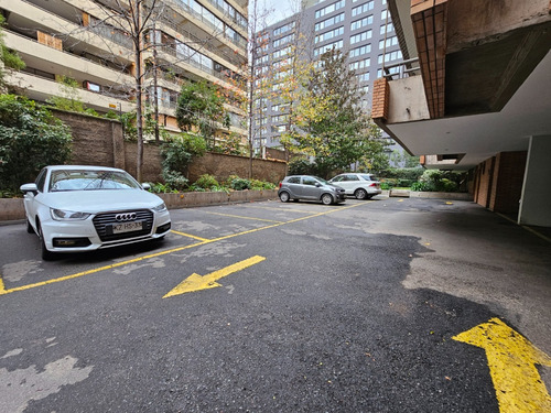Departamento De Un Dormitorio En Arriendo En Las Condes