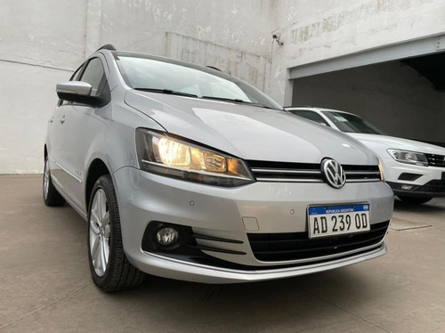 Volkswagen Suran 1.6 Imotion Highline 110cv Lucas Semini