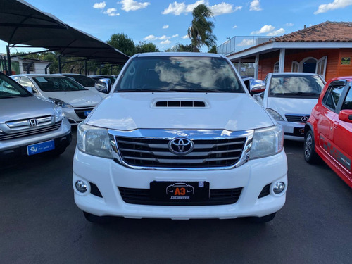 Toyota Hilux 3.0 SRV TOP 4X4 CD 16V TURBO INTERCOOLER DIESEL 4P AUTOMÁTICO