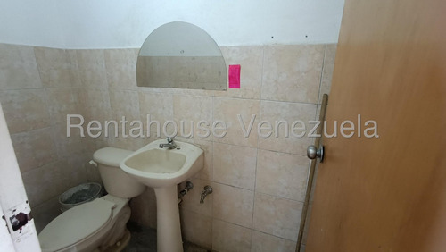 Alquiler De Local Comercial En Quinta Crespo Jlrp Mls 25-10777