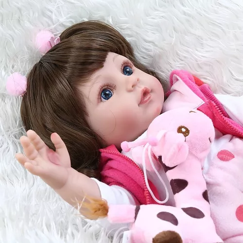Boneca bebe reborn realista de silicone npk 48cm e girafinha