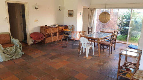Casa En Venta A Reciclar, Segunda Linea Al Mar- Ref: 8087