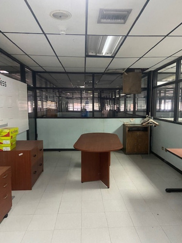 Imagen 18 de 24 de Se Vende Galpon Industrial 2422m²t-1753m²c-5 Ofc+20p.trabajo+10b+50p+p.electrica-guaicay-es
