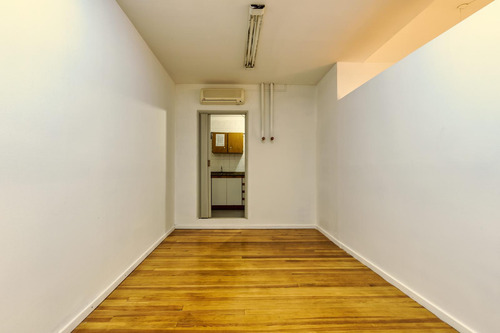 Oficina Comercial, Dos Oficinas155m2 Aprox, Galería Victoria Mal, Centro, Peatonal.