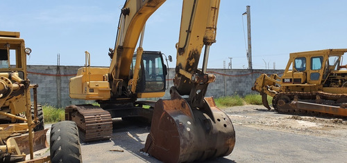 Imagen 2 de 7 de Excavadora Deere, 330c Lc 2004 Con Kit De Martillo