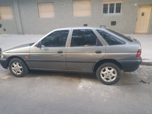 Ford Escort 1998 1.8 Clx