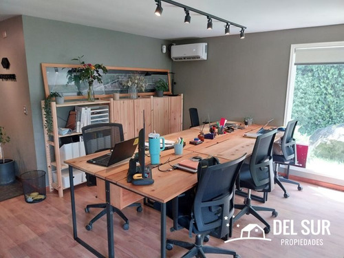 Casa Con Excelente Mantención Y Excelente Ubicación