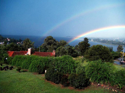 Imperdible Casa De Categoria Con Gran Vista Al Lago