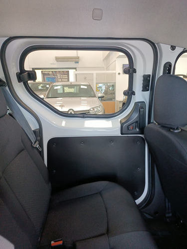Renault Kangoo Ii Express 1.6 Sce Emotion 5A