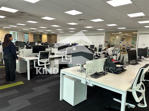 Oficina En Arriendo En Las Condes