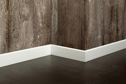 Imagen 1 de 8 de Zocalo Eps Atrim Square 2.5mts X 50mm Blanco Mate
