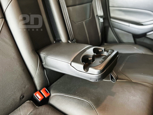 Ford Focus 2.0 TITANIUM FASTBACK 16V FLEX 4P POWERSHIFT