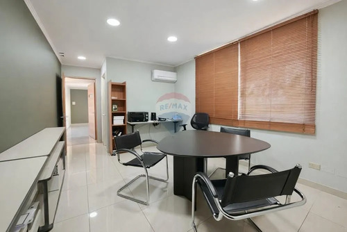 Propiedad Comercial Av. Tobalaba