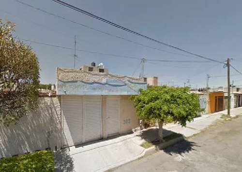 Casa En Recuperacion En La Colonia Valle Del Real Gto. Sh05