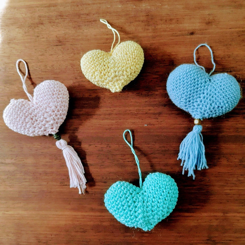 Imagen 1 de 10 de Corazón Crochet Bautismos Comuniones Baby Shower Llaveros