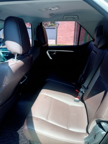 Imagen 12 de 12 de Toyota Sw4 4x4 Srx 2.8 Tdi 6 A/t 7a 2018