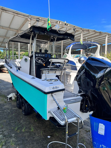 Lancha Fishing 22 C/ Mercury 200 Hp 4 Tempos Ano 2022
