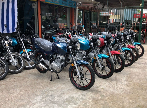 Imagen 22 de 25 de Yumbo Cargo 125 Triciclo 100% Financiado Con Casco Y Empa!!!