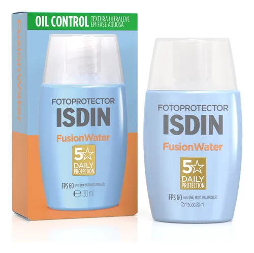 Embalagem do protetor solar Isdin Fusion Water com o frasco de 30ml ao lado da caixa