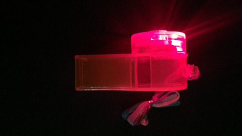 Imagen 3 de 5 de 10 Silbatos Colgantes Led Luminosos Modelo Referi Mundial