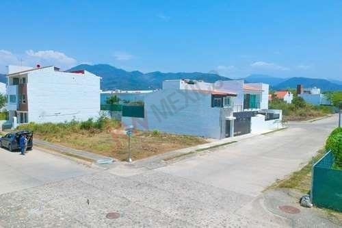 Imagen 7 de 8 de Terreno Único En El Exclusivo Residencial Fluvial Vallarta